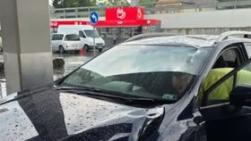 VIDEO Vreme extremă, tornadă și inundații. În Hunedoara ploile au inundat mai multe gospodării